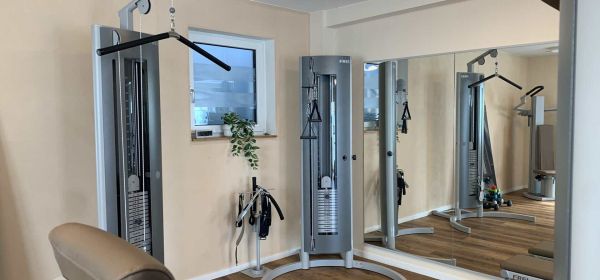 KGG & MTT mit physiotherapeutischer Anleitung. Geben Sie Ihrem Körper die Chance sich selbst zu helfen mit Medizinische Trainingstherapie und Krankengymnastik am Gerät.